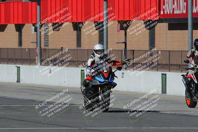 media/Nov-26-2022-Fastrack Riders (Sat) [[b001e85eef]]/Level 2/Session 1 Front Straight/